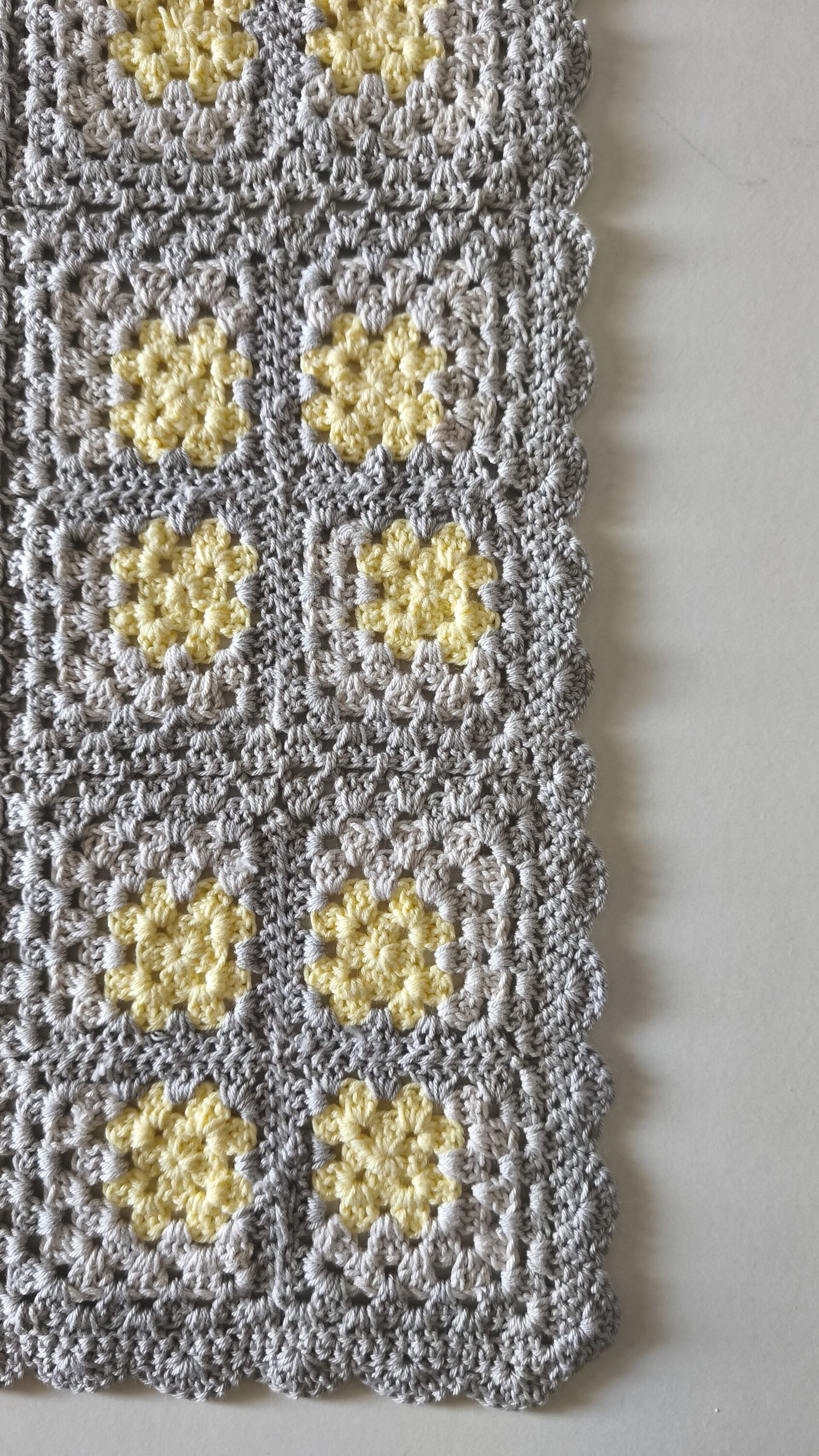 "Prima Gris 💕" Mantita bebe al crochet / ganchillo - Puro algodòn - 5