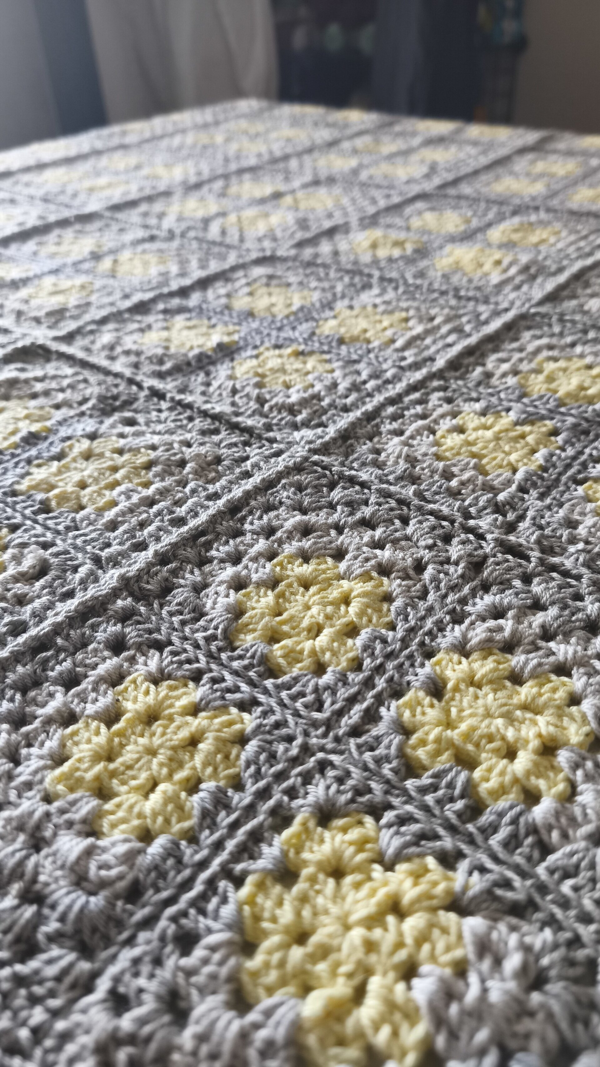 "Prima Gris 💕" Mantita bebe al crochet / ganchillo - Puro algodòn - 6